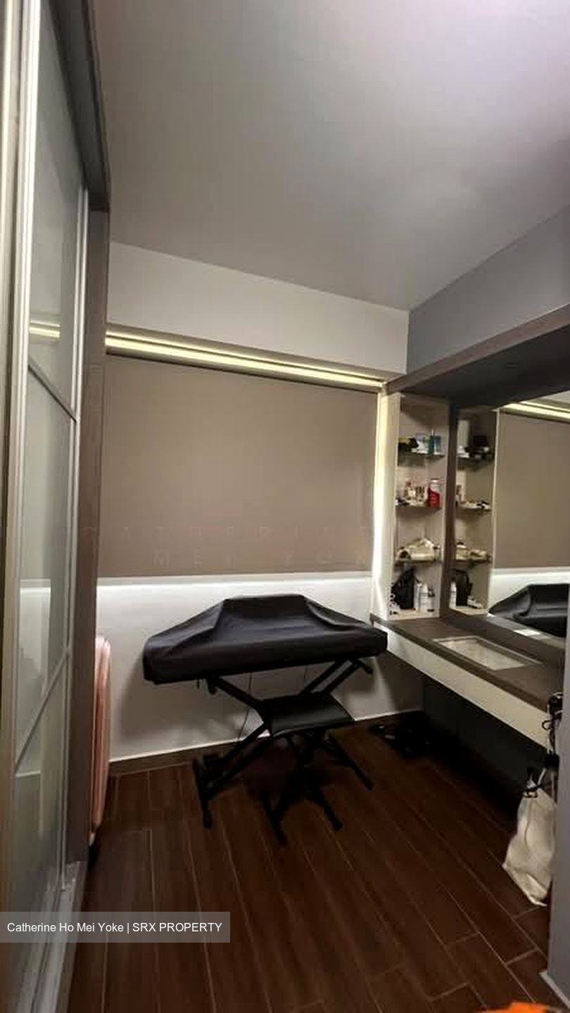 Blk 426C Floral Spring @ Yishun (Yishun), HDB 4 Rooms #555702291